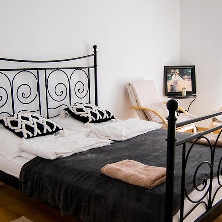 Апартаменты Color 24 Apartament V Сталёва-Воля Экстерьер фото