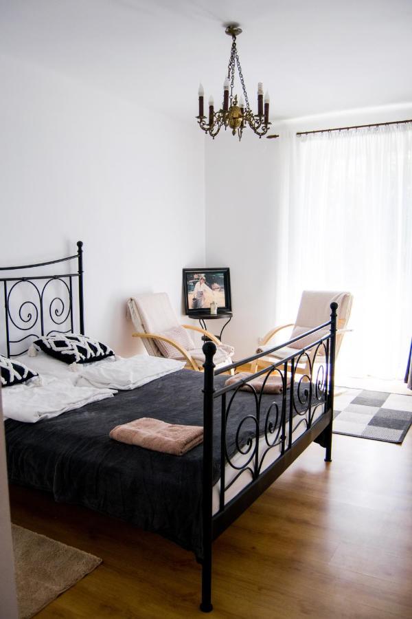 Апартаменты Color 24 Apartament V Сталёва-Воля Экстерьер фото